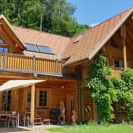 Cosy Spacious Wooden Chalet Na Hrib Stiska Vas Eksteriør bilde