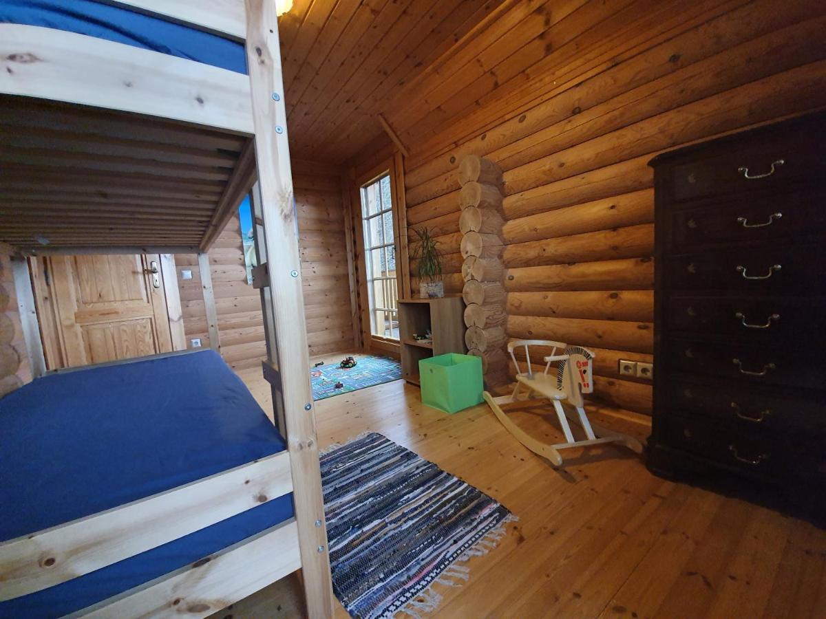 Cosy Spacious Wooden Chalet Na Hrib Stiska Vas Eksteriør bilde